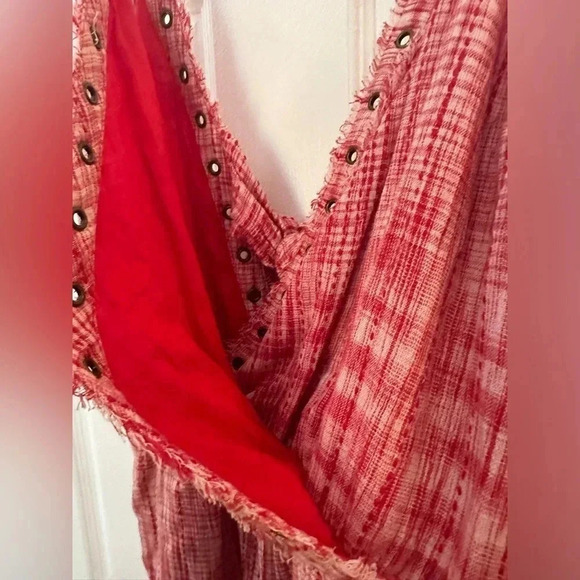 Tularosa Amelia red and white vneck romper with metal grommets - Picture 6 of 9